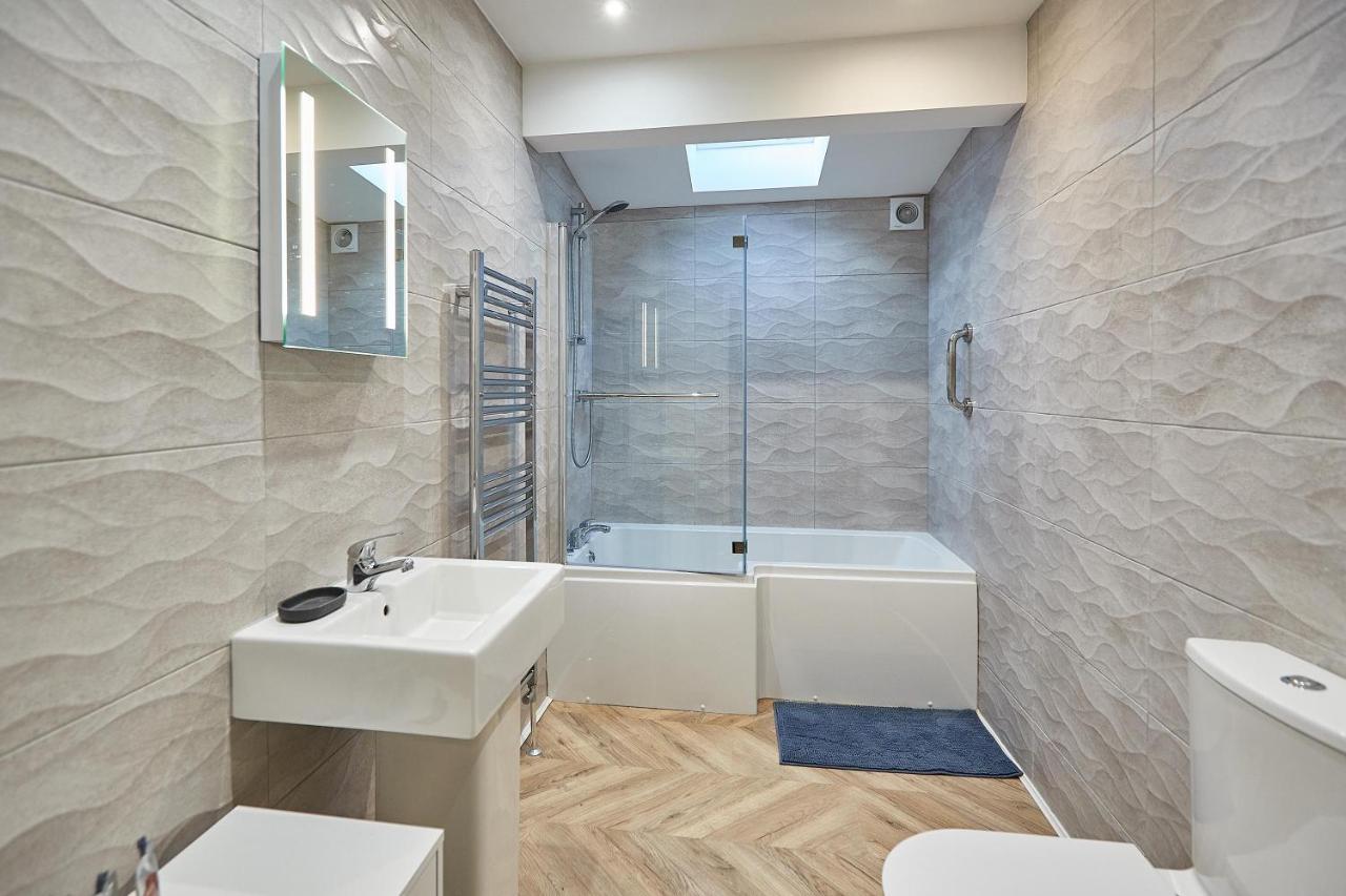 Glaisdale Host & Stay - Fern Lea מראה חיצוני תמונה